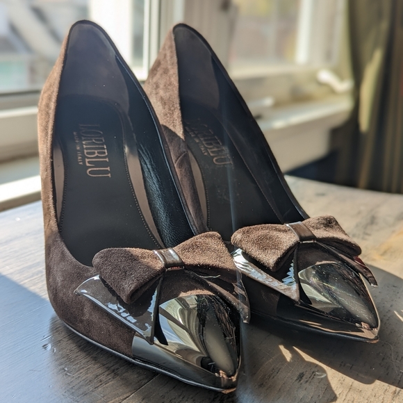 LORIBLU Pumps in Brown Suede with chrome bow embellishment 38 - Picture 8 of 8